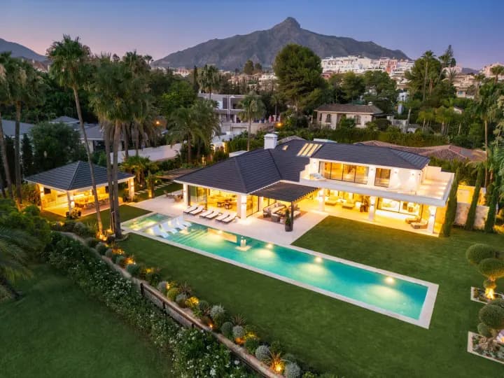 Villa Solstice — image 1